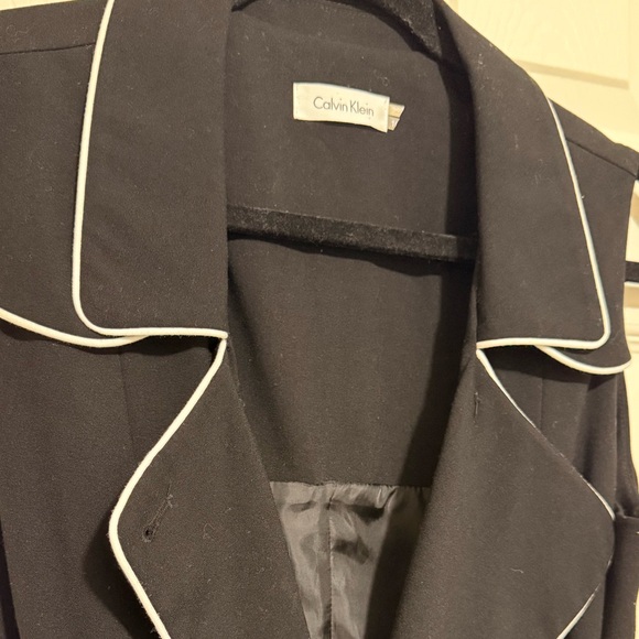 Calvin Klein Black Dress with White Piping - Picture 4 of 5